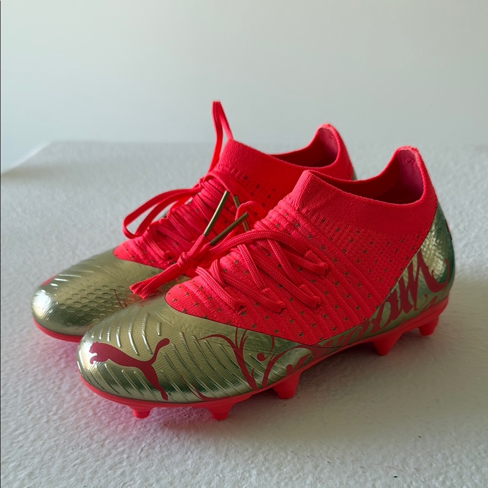 Puma Future Z 3.4 Njr FG/AG football boots Size 1.5 US Kids